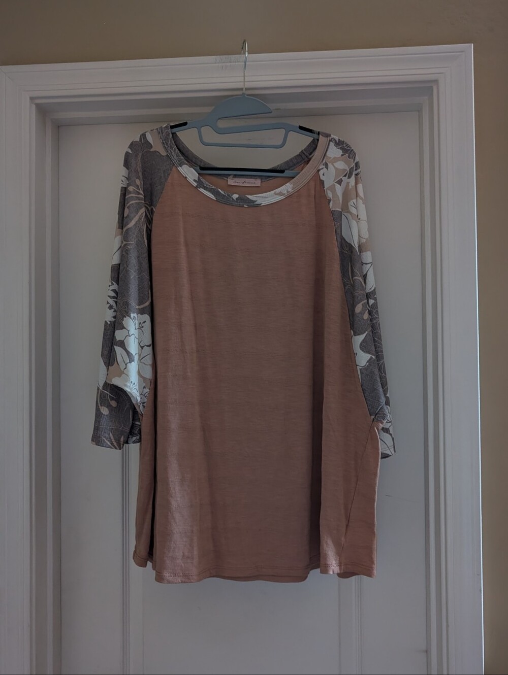 Ces Femme Taupe Top with Floral Raglan Sleeves